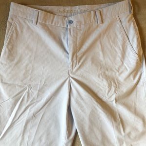 White/blue Nike Dri-Fit golf shorts waist 33